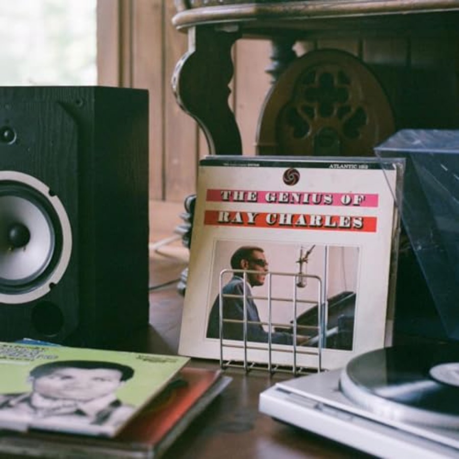 Churvy Record and Book Stand - - Magazine Holder Rack avis et prix